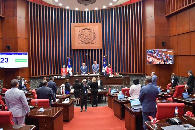 Senadores votaron